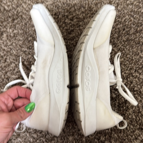 OOFOS Women's Athletic Shoes - White - Picture 3 of 6
